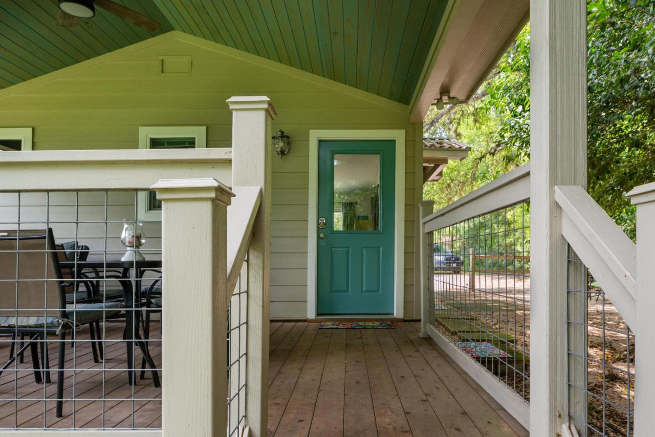 Bear Creek Cottage Manchaca Exterior photo